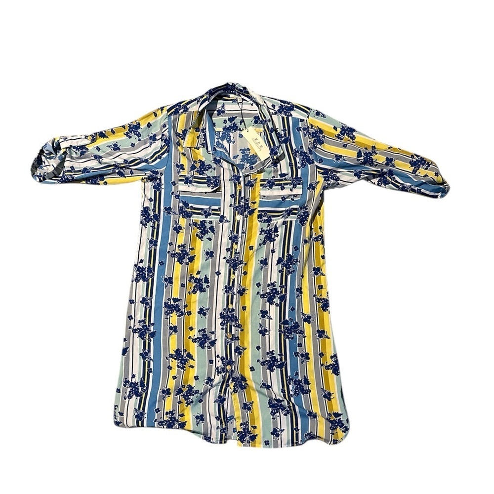 NWT, MPH Collection Button top,‎ Collar, Gold Buttons, XL, Rolled Sleeves B1